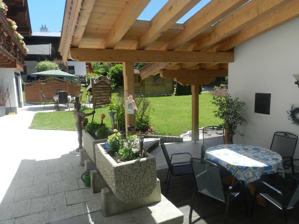 Haus Wittig Apartamento Sankt Ulrich am Pillersee Exterior foto